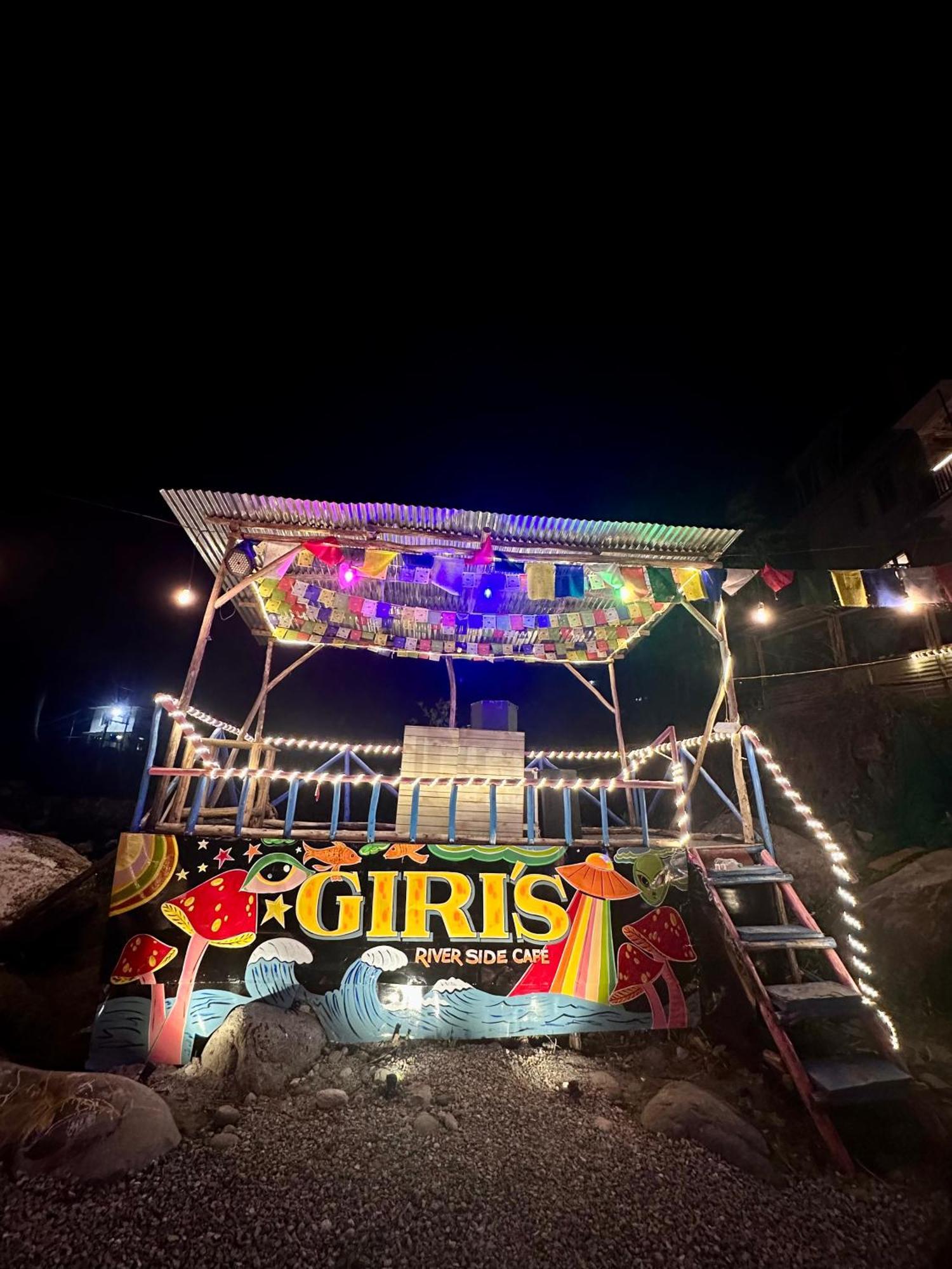 Hostel 360 Degree, Riverside Stay, Old Manali Exterior foto