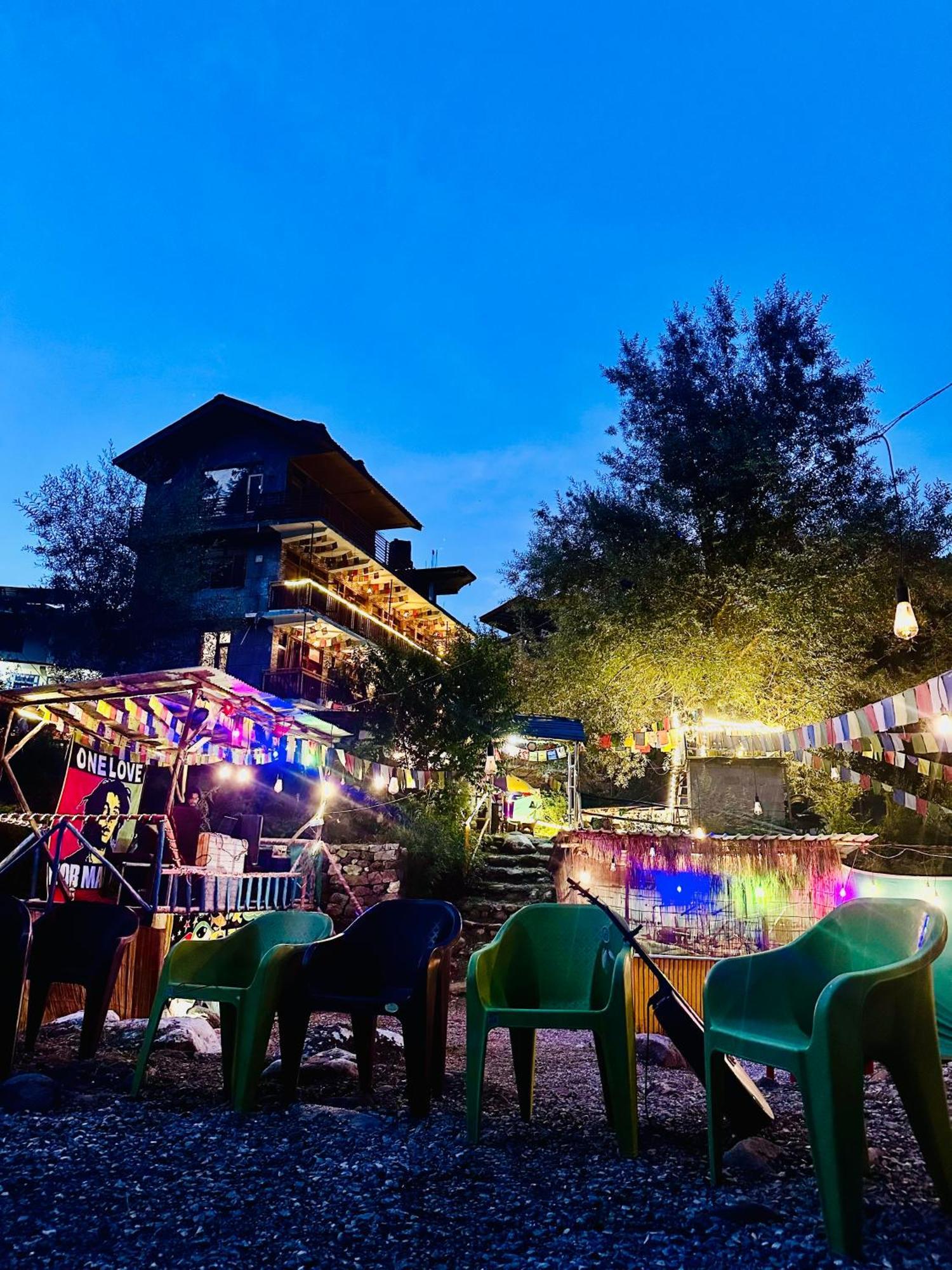 Hostel 360 Degree, Riverside Stay, Old Manali Exterior foto